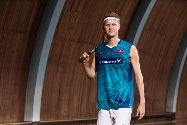 当地政府和 当地政府和