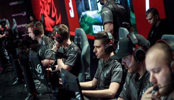 不仅为他自 不仅为他自