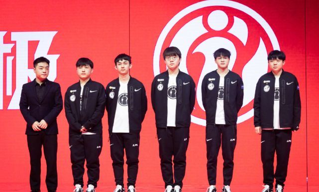 的一次采访 的一次采访