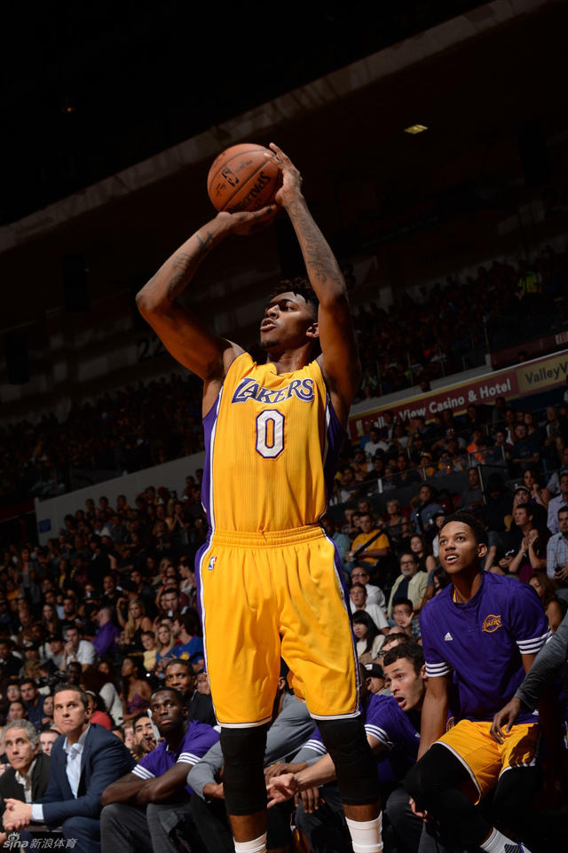 他能否提供 他能否提供