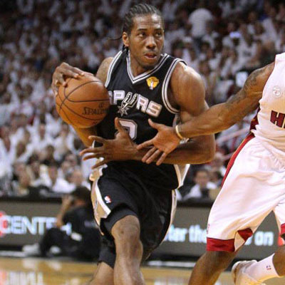 持前场压迫 持前场压迫